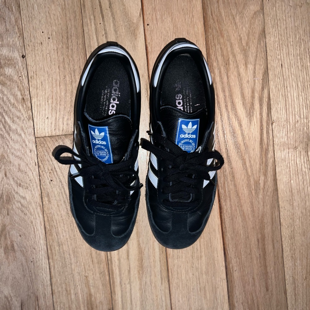 Adidas Sambas